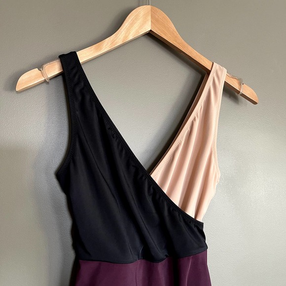 Solid and Striped The Ballerina‎ Color-Block Swimsuit Black Nude Bordeaux Combo - Picture 6 of 16